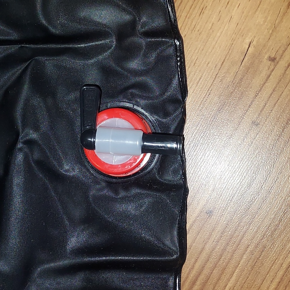 Outdoor Camp Shower Bag NWOT - Picture 5 of 6